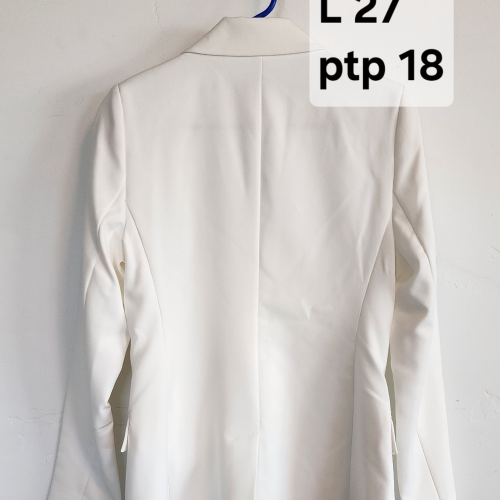 Sold - Picture 2 of 4